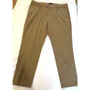 Dockers Mens Slim Fit Signature Khaki Stretch Pants Size 32 Waist 28 Inseam Fiel